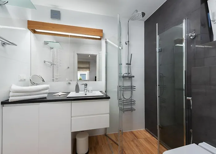 Apartdomek7b Jasne Wybrzeze - Nowy I Luksusowy * Jastrzębia Góra